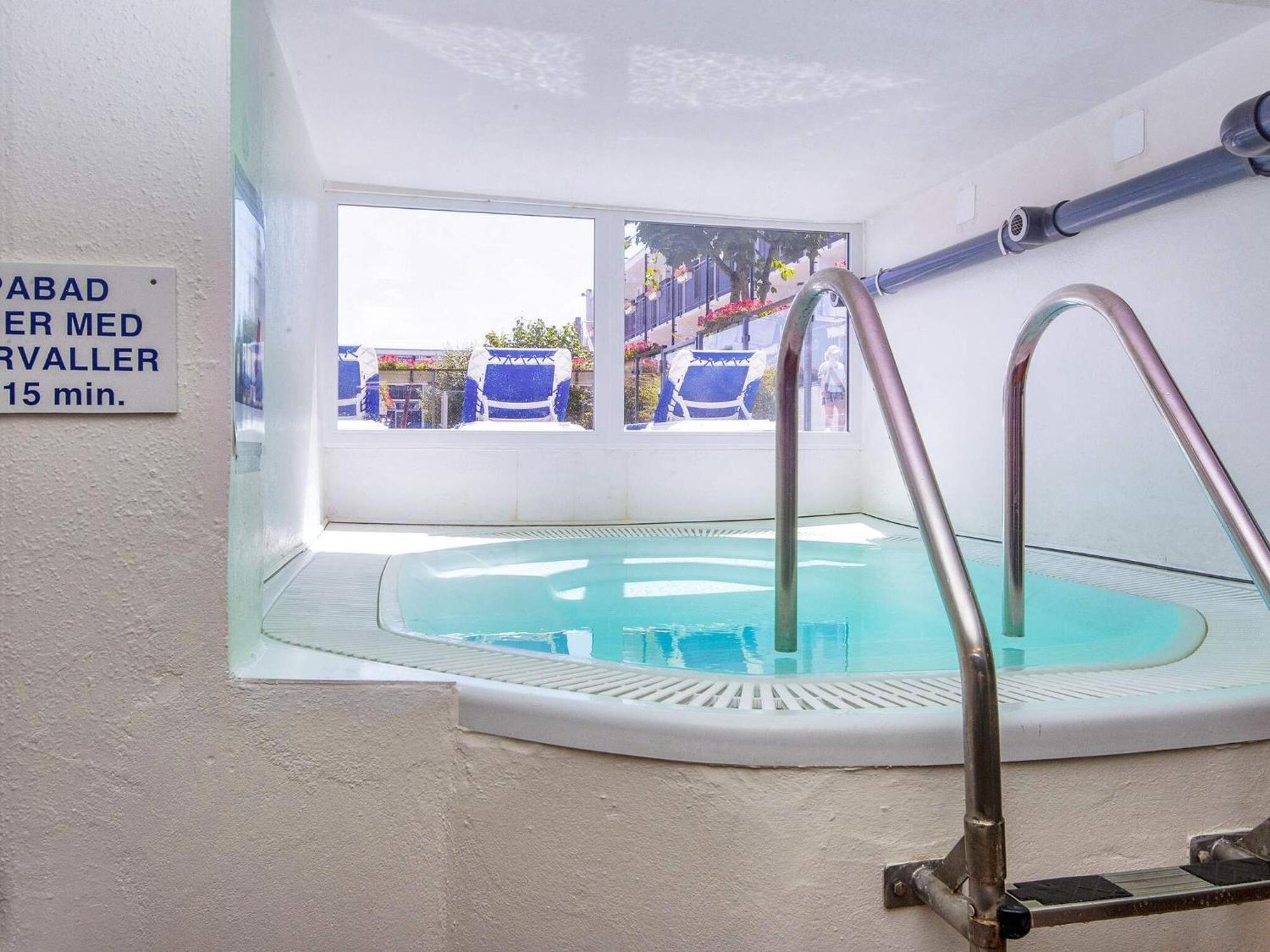 6 Person Holiday Home On A Holiday Park In Glesborg Exteriér fotografie